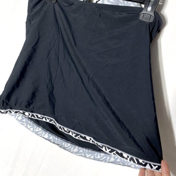 5/$25 Women’s Black Halter Tankini Top Bikini Top Swim Top w White Trim 2XL - Picture 8 of 11